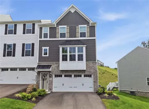 204 Filmore Dr, Canonsburg, PA 15317