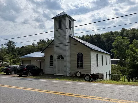 136 Main St, Anita, PA 15711