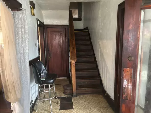 Entry Way - 101 8th St, Braddock, PA 15104 photo 1 of 2