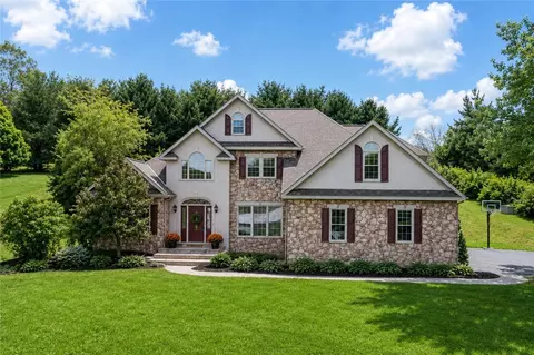 358 W Jefferson Rd, Butler, PA 16002