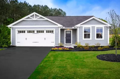 168 White Oak Dr, Evans City, PA 16033