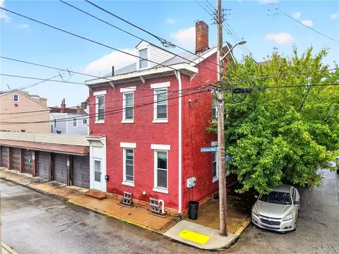 2719 Larkins Way, Pittsburgh, PA 15203
