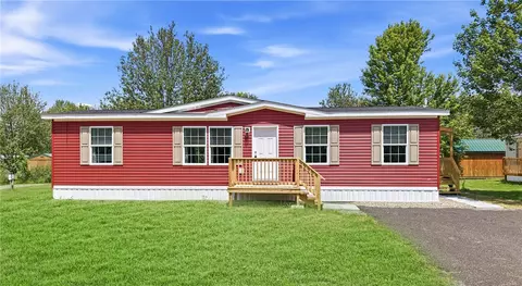 69 S Summit Rd #305, Greenville, PA 16125