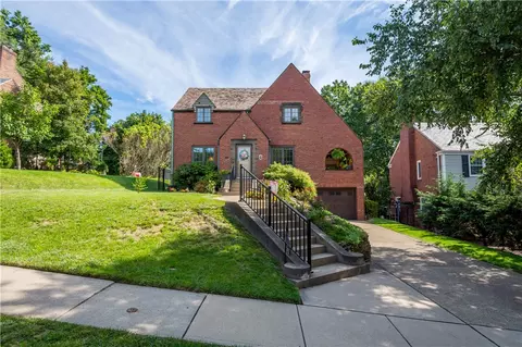 511 Longridge Dr, Pittsburgh, PA 15243