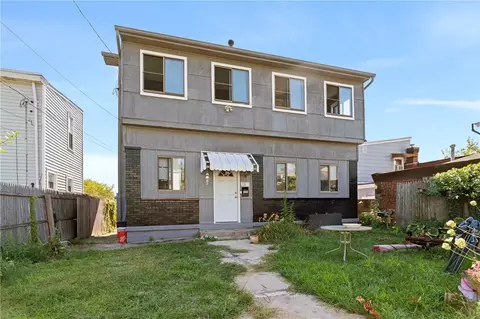2123 Lautner St, Pittsburgh, PA 15212