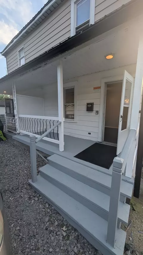 719 Rear Mabel, New Castle, PA 16101