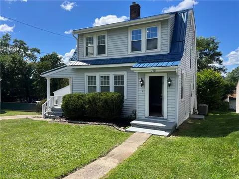 778 Elk, Rochester, PA 15074