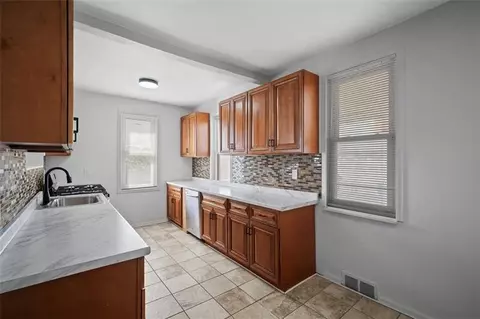 Kitchen - 7503 Ormond St, Pittsburgh, PA 15218 photo 1 of 1