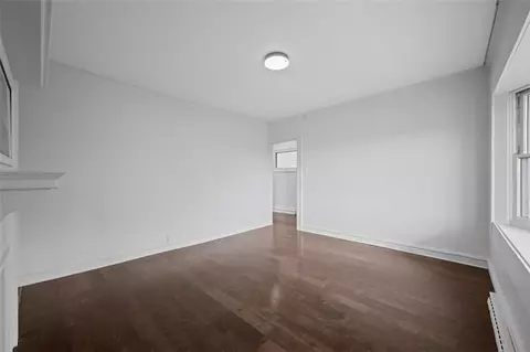 Living - 7503 Ormond St, Pittsburgh, PA 15218 photo 3 of 7