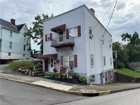 200-202 Market St, Belle Vernon, PA 15012