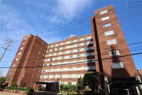 128 N Craig St #402, Pittsburgh, PA 15213
