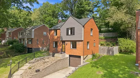 2701 Blackridge, Pittsburgh, PA 15235
