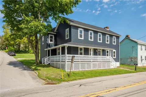 167 Washington Pike, Avella, PA 15312