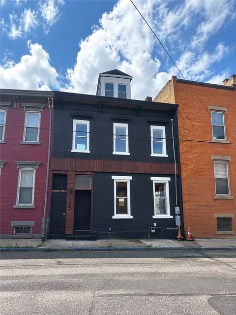 925 Constance St, Pittsburgh, PA 15212