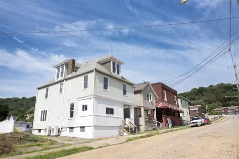 117 7th, Midland, PA 15059