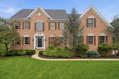 400 Hidden Mdw, Cranberry Township, PA 16066