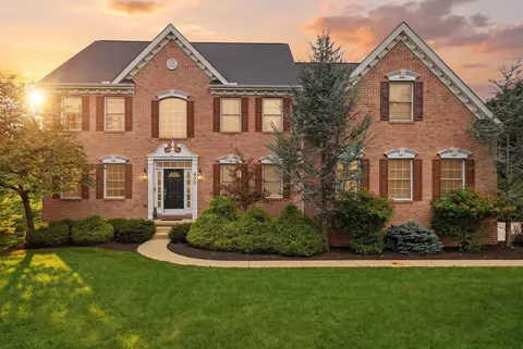 400 Hidden Mdw, Cranberry Township, PA 16066