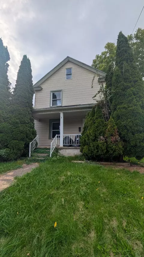 1104 Agnew, New Castle, PA 16101