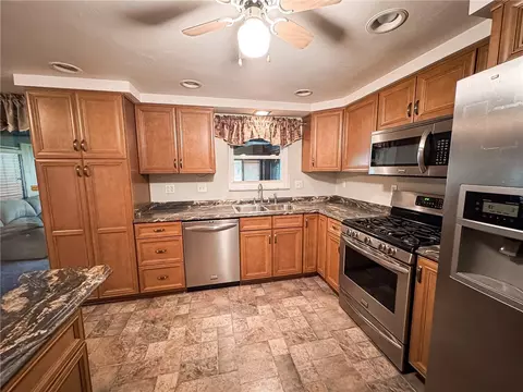 Kitchen - 892 Locust Dr, North Huntingdon, PA 15642 photo 2 of 3