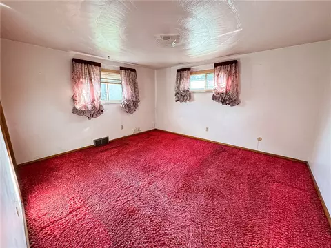 Bedroom - 892 Locust Dr, North Huntingdon, PA 15642 photo 3 of 6