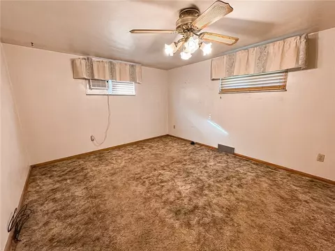 Bedroom - 892 Locust Dr, North Huntingdon, PA 15642 photo 2 of 6