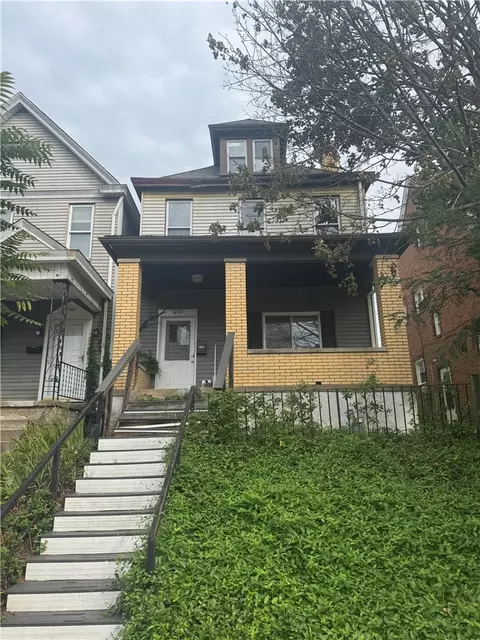 1234 Oakmont St, Pittsburgh, PA 15205