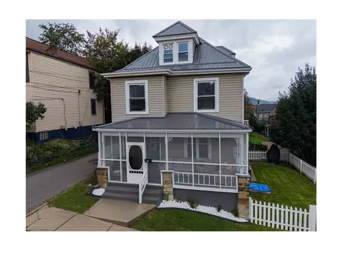 510 Wood St, Coraopolis, PA 15108