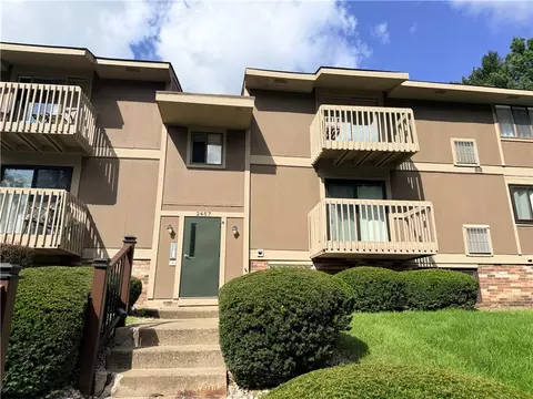 2457 Brook Ledge Rd #32A, Bridgeville, PA 15017