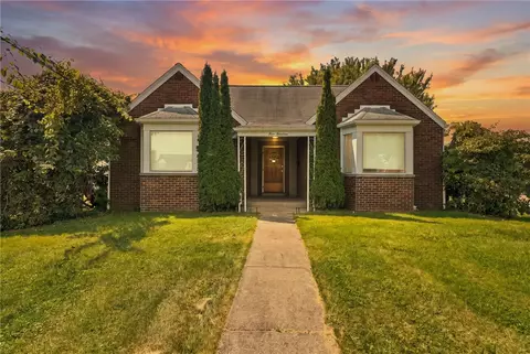 114 Jefferson Dr, New Kensington, PA 15068