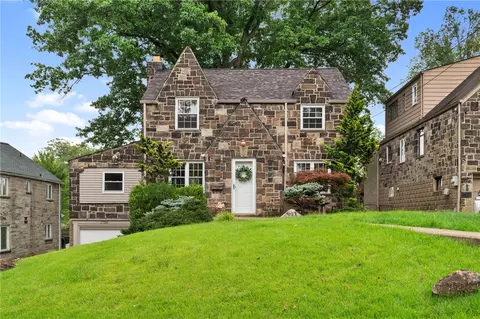 1750 Williamsburg Pl, Pittsburgh, PA 15235