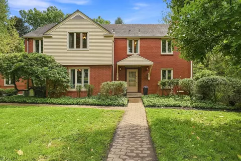26 Newgate, Pittsburgh, PA 15202