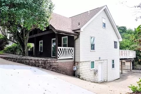 204 Weavertown Rd, Canonsburg, PA 15317
