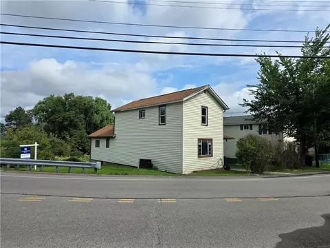417 Bairdford Rd, Bairdford, PA 15006