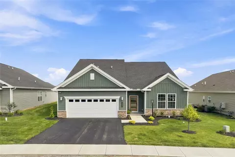 249 Freedom Ln, Allison Park, PA 15101
