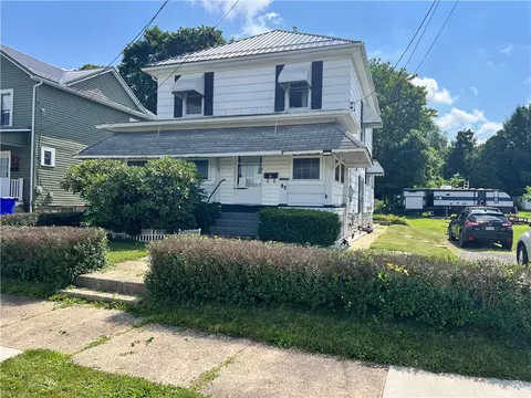 10 Leet Ave, Greenville, PA 16125