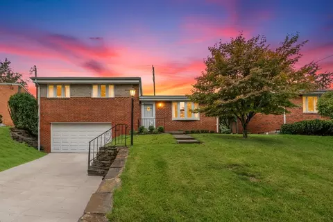 4557 Mapledale Dr, Homestead, PA 15120