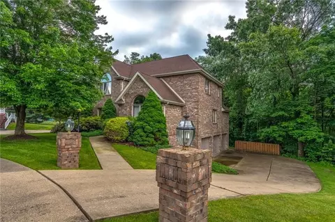 115 Havenwood Dr, Cranberry Township, PA 16066