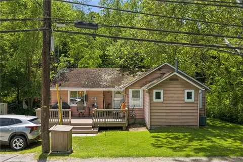 1108 Big Sewickley Creek Rd #R, Sewickley, PA 15143
