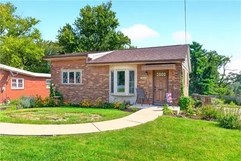 2608 Old Elizabeth Rd, West Mifflin, PA 15122