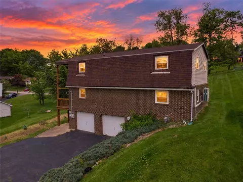 1495 E Beau St, Washington, PA 15301