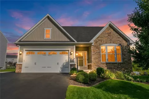 1018 Blackhawk Dr, Valencia, PA 16059