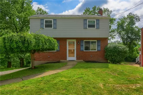 1132 Oblock Rd, Pittsburgh, PA 15239