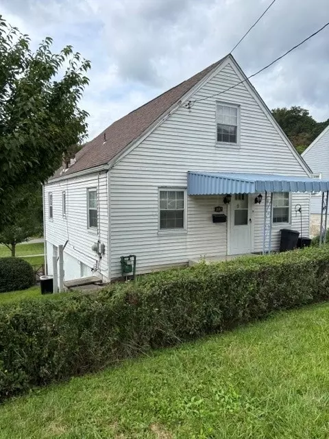 3107 Quay St, White Oak, PA 15131