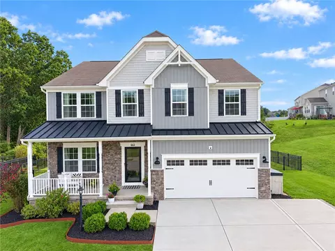 503 Royal Ct, Mcdonald, PA 15057