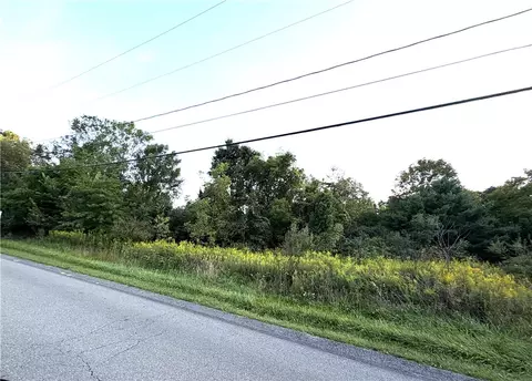 0 Meanor St, Imperial, PA 15126