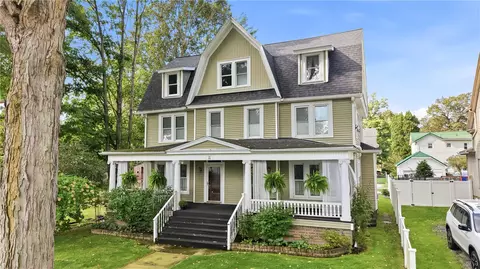 60 Chambers Ave, Greenville, PA 16125