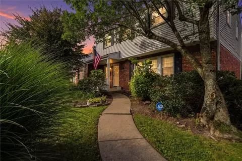142 Kelvington Dr, Monroeville, PA 15146