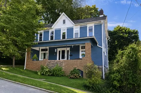 615 N 7th St, Apollo, PA 15613