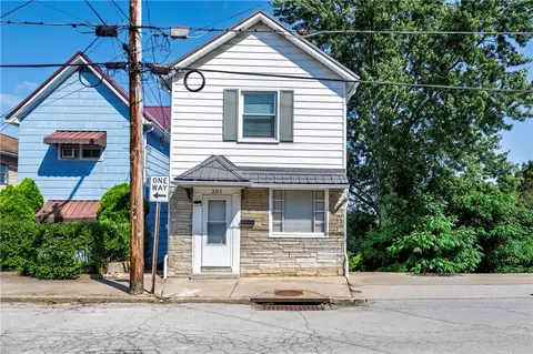 201 Hickory St, Butler, PA 16001