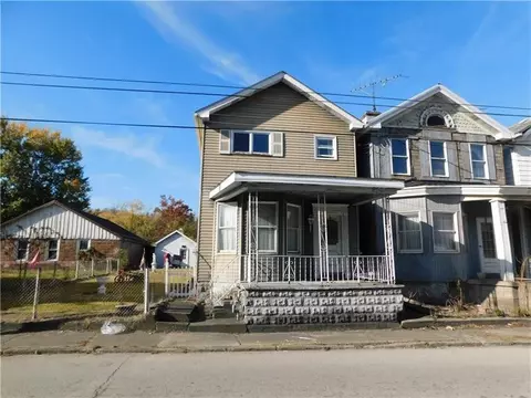 104 2nd St, Fayette City, PA 15438